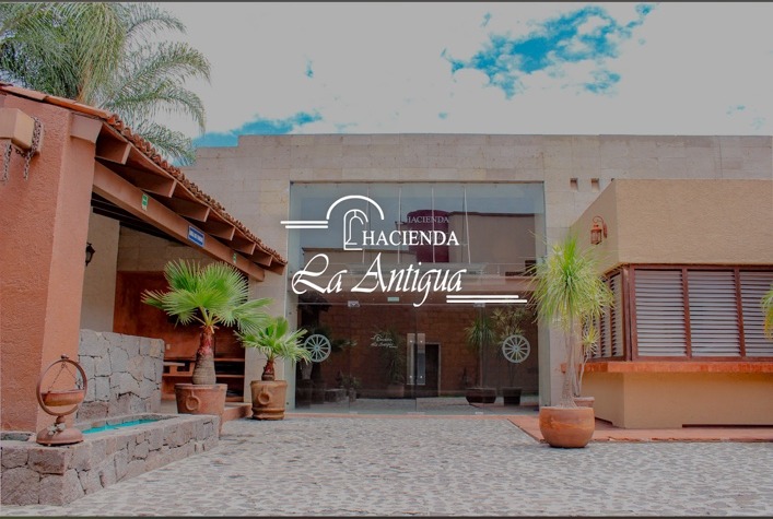 Fachada del Salón Hacienda la Antigua